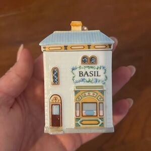 LENOX SPICE VILLAGE Vintage 1989 Basil Spice Jar Never Used